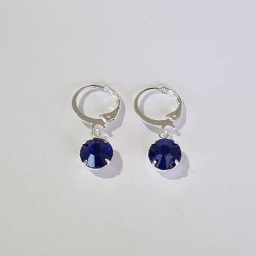 BRINCO FOLHEADO A PRATA COM 50 MILÉSIMOS + VERNIZ DIAMOND ARGOLA PRESSÃO STRASS AZUL MARINHO 8MM PRBR000726