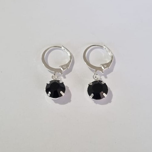 BRINCO FOLHEADO A PRATA COM 50 MILÉSIMOS + VERNIZ DIAMOND ARGOLA PRESSÃO STRASS PRETO 8MM PRBR000729