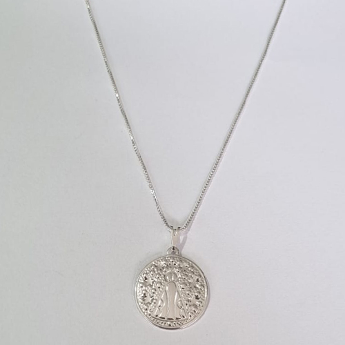 GARGANTILHA FOLHEADA A PRATA COM 50 MILÉSIMOS + VERNIZ DIAMOND CORRENTE VENEZIANA 45CM PINGENTE REDONDO NOSSA SRA APARECIDA 20MM PRGG001024