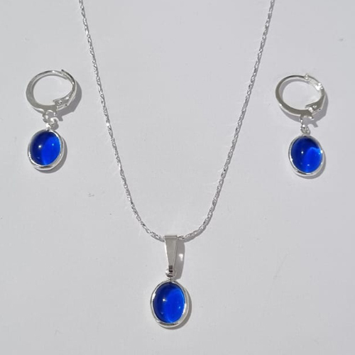 CONJUNTO FOLHEADO A PRATA COM 50 MILÉSIMOS  + VERNIZ DIAMOND CORRENTE L-11 42CM PINGENTE PEDRA CRISTAL AZUL 8MM E BRINCOS COM ARGOLA DE PRESSÃO PEDRA CRISTAL AZUL 8MM PRCJ000072