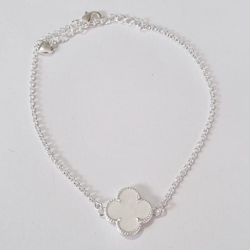 PULSEIRA FOLHEADA A PRATA COM 50 MILÉSIMOS + VERNIZ DIAMOND 18CM TREVO MADRE PÉROLA 13MM FECHO LAGOSTA + EXTENSOR PRPS000876