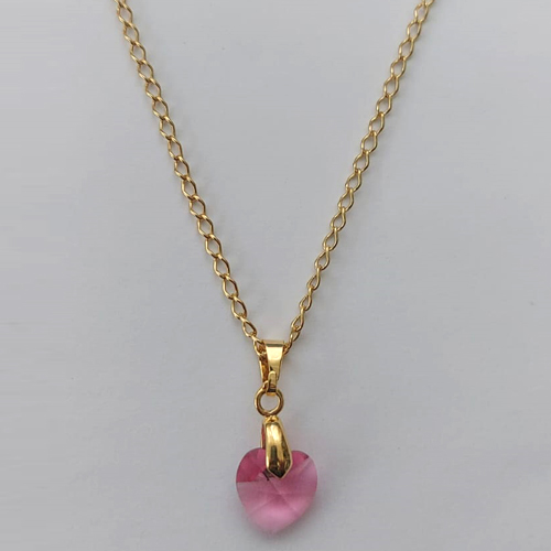 GARGANTILHA FOLHEADA A OURO CORRENTE 45CM COM PINGENTE CORAÇÃO EM ZIRCÔNIA ROSA 9X9MM FECHO REDONDO OUGG000095
