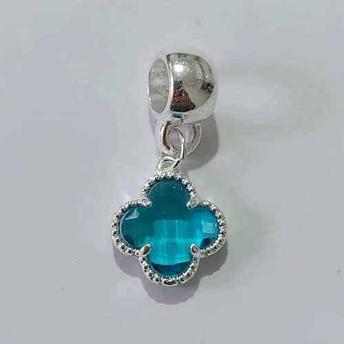 BERLOQUE FOLHEADO A PRATA COM 50 MILÉSIMOS + VERNIZ DIAMOND TREVO AZUL VIDRO 10MM (UNIDADE) PRBQ000132