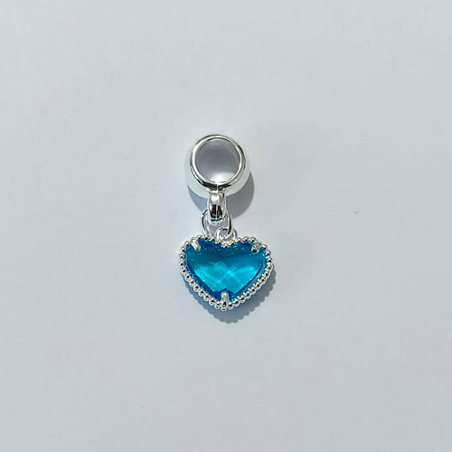 BERLOQUE FOLHEADO A PRATA COM 50 MILÉSIMOS + VERNIZ DIAMOND CORAÇÃO AZUL VIDRO 11MM (UNIDADE) PRBQ000137