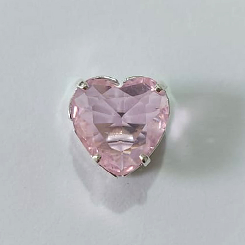 PINGENTE FOLHEADO A PRATA COM 50 MILÉSIMOS + VERNIZ DIAMOND PINGENTE CORAÇÃO EM ZIRCÔNIA ROSA 10X10MM PRPG000049