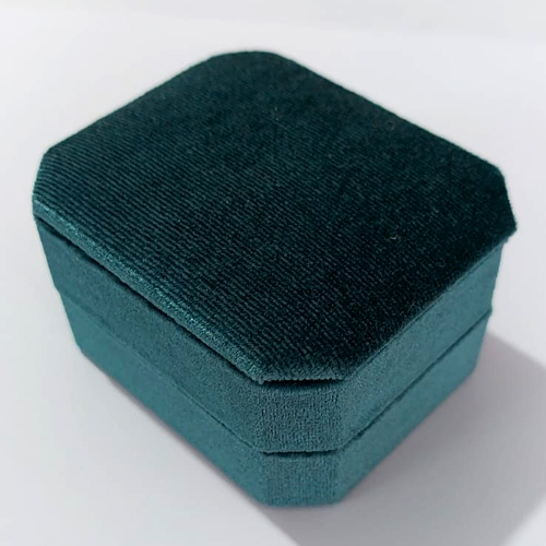 ESTOJO PARA JOIAS EM VELUDO 6X7,5X4,5CM (LxCxA) - CORES SORTIDAS PREB000003