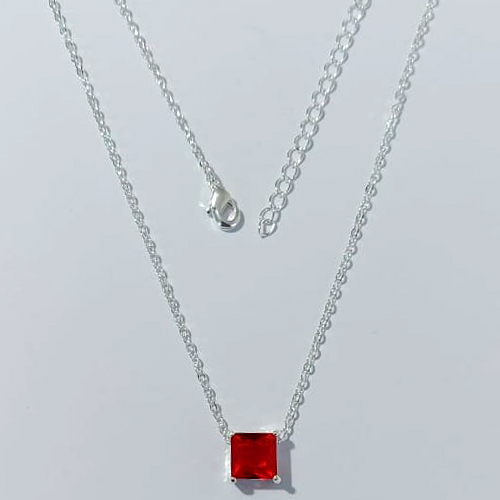 GARGANTILHA FOLHEADA A PRATA COM 50 MILÉSIMOS + VERNIZ DIAMOND CORRENTE CADEADO 42CM PINGENTE ZIRCÔNIA VERMELHA 9MM PRGG001185