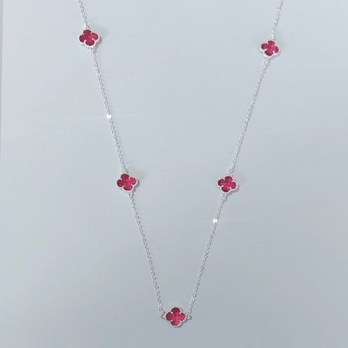 GARGANTILHA FOLHEADA A PRATA COM 50 MILÉSIMOS + VERNIZ DIAMOND CORRENTE 50CM TREVO ROSA VIDRO 10MM PRGG001218