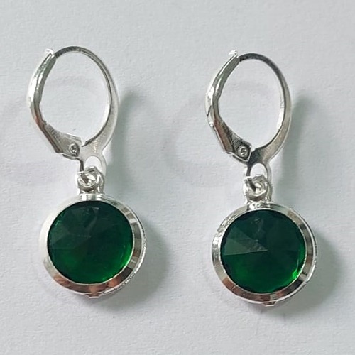 BRINCO FOLHEADO A PRATA COM 50 MILÉSIMOS + VERNIZ DIAMOND ARGOLA DE PRESSÃO COM ZIRCÔNIA VERDE ESCURO 11MM PRBR000981