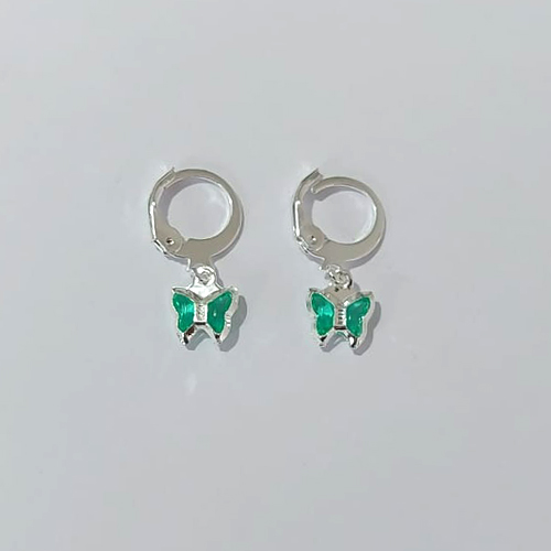 BRINCO FOLHEADO A PRATA COM 50 MILÉSIMOS + VERNIZ DIAMOND - BRINCO INFANTIL ARGOLA DE PRESSÃO BORBOLETA DE VIDRO VERDE 7MM PRBR000985