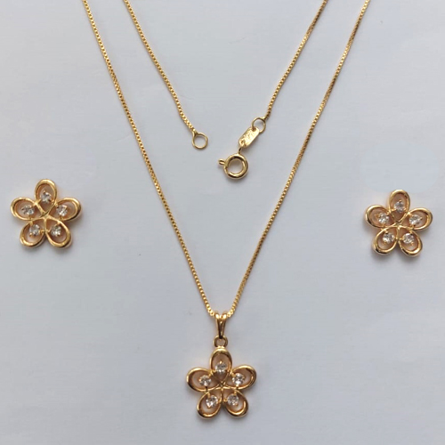 CONJUNTO FOLHEADO A OURO COM 5 MILÉSIMOS + VERNIZ DIAMOND - CORRENTE VENEZIANA 45CM E BRINCOS DE PINOS COM PINGENTES FLOR COM ZIRCÔNIAS CRISTAIS 15X15MM - FECHO REDONDO (OURO193) OUCJ000025