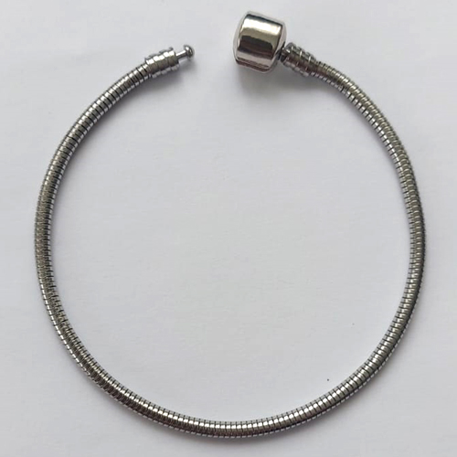 PULSEIRA EM AÇO INOXIDÁVEL - PULSEIRA TIPO PANDORA - TAMANHO 20CM - COMPOSIÇÃO: 100% AÇO INOXIDÁVEL" ATENÇÃO PULSEIRA NÃO COMPATÍVEL COM COM NOSSOS BERLOQUES AVULSOS ACPS000490