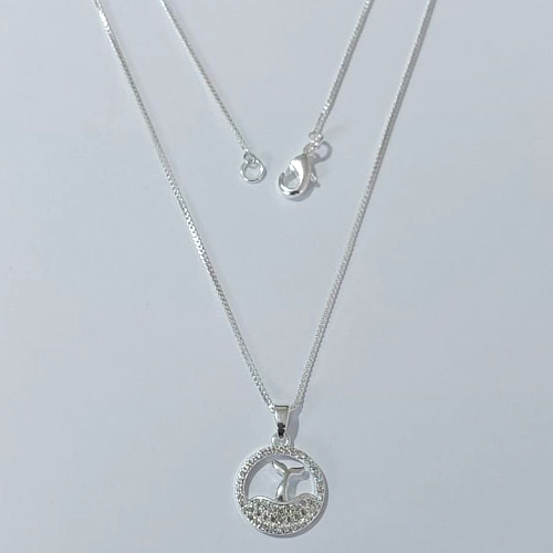 GARGANTILHA FOLHEADA A PRATA COM 50 MILÉSIMOS + VERNIZ DIAMOND - CORRENTE VENEZIANA PINGENTE RABO SE SEREIA COM MICRO ZIRCÔNIAS 14MM PRGG001269