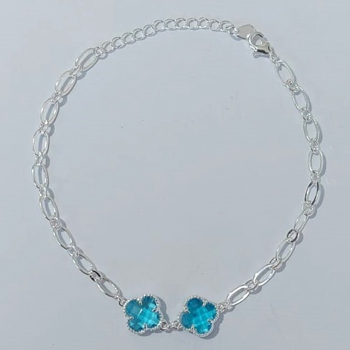 PULSEIRA FOLHEADA A PRATA COM 50 MILÉSIMOS + VERNIZ DIAMOND 18CM  TREVOS AZUÍS VIDROS 10MM PRPS000974