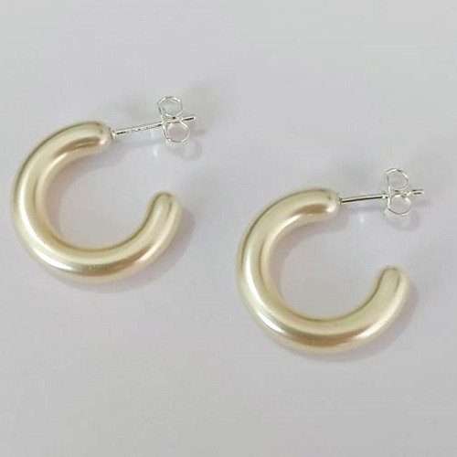 BRINCO FOLHEADO A PRATA COM 50 MILÉSIMOS + VERNIZ DIAMOND ARGOLA 19MM PRBR001012