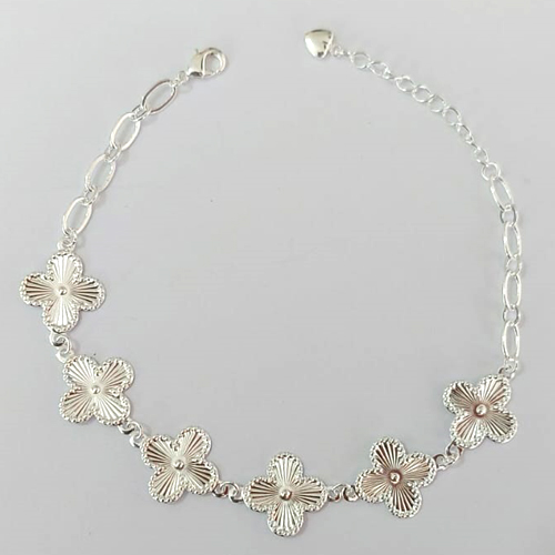 PULSEIRA FOLHEADA A PRATA COM 50 MILÉSIMOS + VERNIZ DIAMOND 19CM TREVOS PRATAS 13MM + EXTENSOR PRPS000994