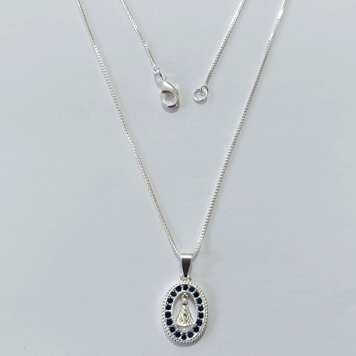 GARGANTILHA FOLHEADA A PRATA COM 50 MILÉSIMOS + VERNIZ DIAMOND CORRENTE VENEZIANA NOSSA SENHORA APARECIDA COM MICRO ZIRCÔNIAS 12X18MM PRGG001318