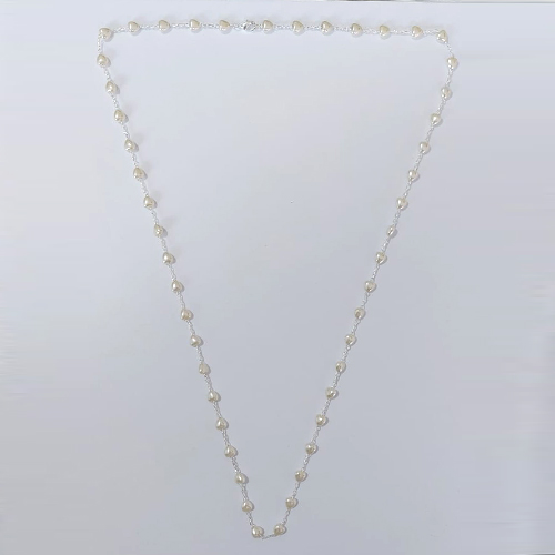 GARGANTILHA FOLHEADA A PRATA COM 50 MILÉSIMOS + VERNIZ DIAMOND CORRENTE 70CM FORMATO CORAÇÃO PÉROLAS FECHO LAGOSTA PRGG001339