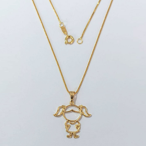 GARGANTILHA FOLHEADA A OURO - BANHADO COM 5 MILÉSIMOS + VERNIZ DIAMOND - CORRENTE VENEZIANA 45CM E PINGENTE MENINA 23MM - FECHO REDONDO - (OURO169) OUGG000131