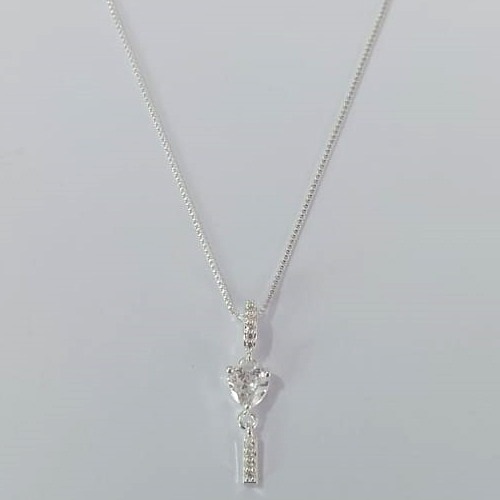 GARGANTILHA FOLHEADA A PRATA COM 50 MILÉSIMOS + VERNIZ DIAMOND CORRENTE VENEZIANA 42CM ZIRCÔNIA FORMATO CORAÇÃO  7MM PRGG001354