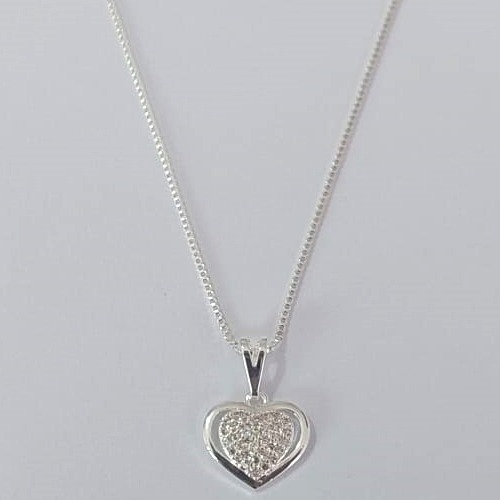 GARGANTILHA FOLHEADA A PRATA COM 50 MILÉSIMOS + VERNIZ DIAMOND CORRENTE VENEZIANA 42CM CORAÇÃ CRAVEJADO COM MICRO ZIRCÔNIAS 6MM PRGG001355