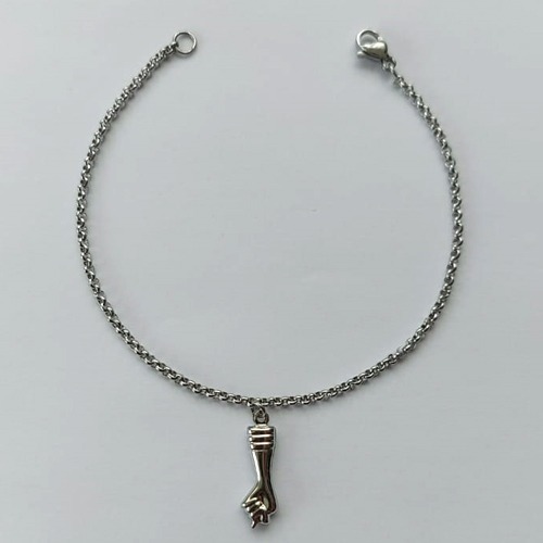 PULSEIRA EM AÇO INOXIDÁVEL - (BCOL032) PULSEIRA COM CORRENTE ELO PORTUGÛES 18CM COM PINGENTE FIGA DUPLA 6X20MM - FECHO LAGOSTA - (AÇO1317) ACPS000557