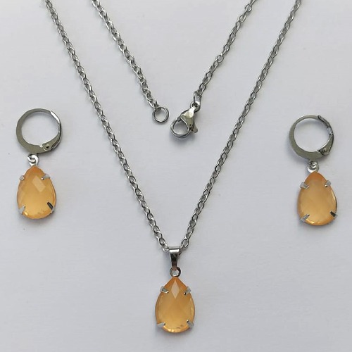 CONJUNTO EM AÇO INOXIDÁVEL - (AÇO03) CONJUNTO COM CORRENTE 50CM E BRINCOS ARGOLAS DE PRESSÃO COM PINGENTES EM RESINAS SALMÃO 10X14MM - COMPOSIÇÃO: AÇO INOXIDÁVEL - (AÇO1652)ACCJ000053