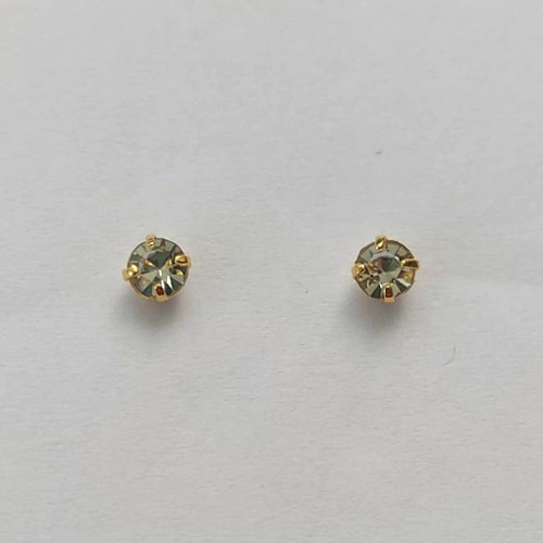 BRINCO FOLHEADO A OURO -BANHADO COM 5 MILÉSIMOS + VERNIZ DIAMOND -  BRINCO DE PINO STRASS CRISTAL 3MM - (OURO255) OUBR000212