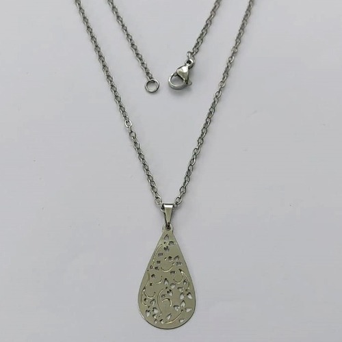 GARGANTILHA EM AÇO INOXIDÁVEL - (AÇO03) GARGANTILHA COM CORRENTE 50CM E PINGENTE GOTA COM DETALHES VAZADOS 15X28MM - COMPOSIÇÃO: AÇO INOXIDÁVEL - (AÇO1795) ACGG000217