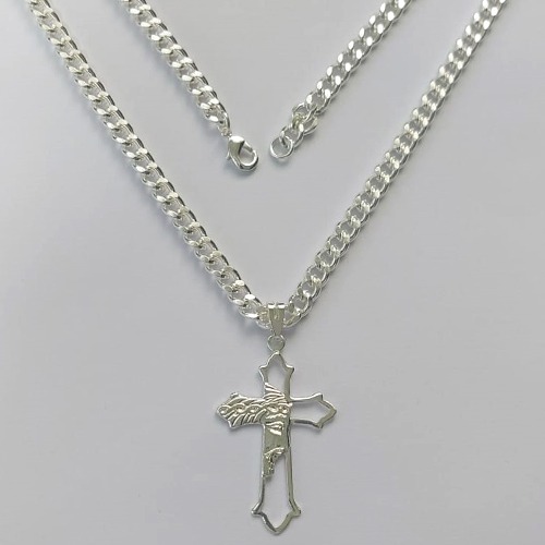 GARGANTILHA FOLHEADA A PRATA COM 80 MILÉSIMOS + VERNIZ CATAFORÉTICO - GARGANTILHA CORRENTE 60CM PINGENTE CRUCIFIXO FACE DE CRISTO 40X26MM - LARGURA 4MM E FECHO LAGOSTA (PRA173) PRGG001400