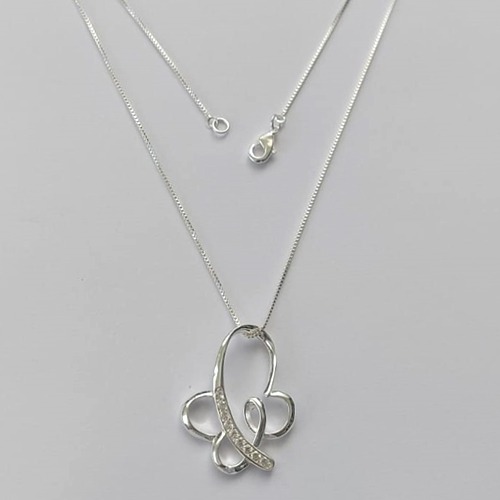 GARGANTILHA FOLHEADA A PRATA COM 50 MILÉSIMOS + VERNIZ DIAMOND- GARGANTILHA CORRENTE VENEZIANA 45CM PINGENTE BORBOLETA COM MICRO ZIRCÔNIAS CRISTAL 22X18MM - FECHO LAGOSTA (PRA177)PRGG001403