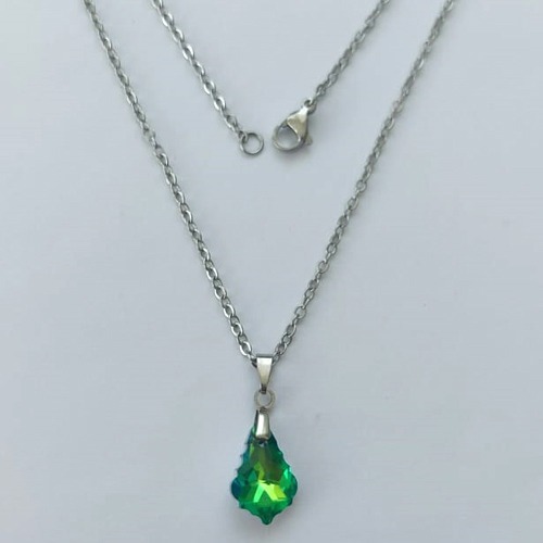 GARGANTILHA EM AÇO INOXIDÁVEL(CX109)- (AÇO03) GARGANTILHA COM CORRENTE 50CM E PINGENTE DE CRISTAL VERDE 10MM - COMPOSIÇÃO: AÇO INOXIDÁVEL - (AÇO1853) ACGG000360