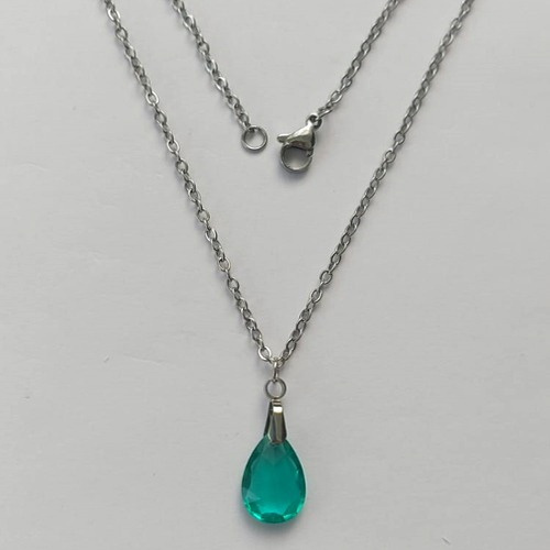 GARGANTILHA EM AÇO INOXIDÁVEL - (AÇO03) GARGANTILHA COM CORRENTE 50CM E PINGENTE EM ZIRCÔNIA VERDE 10X14MM - COMPOSIÇÃO: AÇO INOXIDÁVEL / ZIRCÔNIA - (AÇO1905) ACGG000339