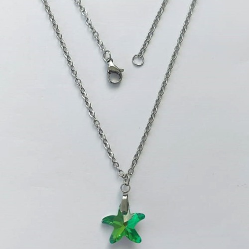 GARGANTILHA EM AÇO INOXIDÁVEL - (AÇO03) GARGANTILHA COM CORRENTE 50CM E PINGENTE ESTRELA EM CRISTAL VERDE 14MM - COMPOSIÇÃO: AÇO INOXIDÁVEL / CRISTAL - (AÇO1911) ACGG000345