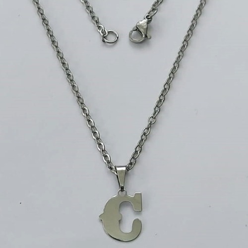 GARGANTILHA EM AÇO INOXIDÁVEL - (AÇO03) GARGANTILHA COM CORRENTE 50CM E PINGENTE LETRA C 10MM - COMPOSIÇÃO: AÇO INOXIDÁVEL - (AÇO1931) ACGG000380