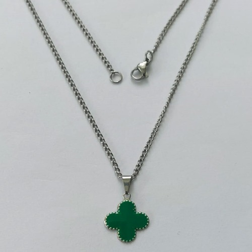 GARGANTILHA EM AÇO INOXIDÁVEL -  GARGANTILHA COM CORRENTE 42CM E PINGENTE TREVO VERDE 11MM - COMPOSIÇÃO: AÇO INOXIDÁVEL - (AÇO1939) ACGG000388