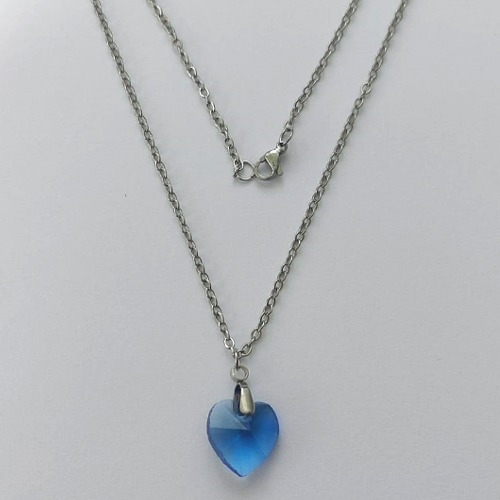 GARGANTILHA EM AÇO INOXIDÁVEL -  GARGANTILHA COM CORRENTE (03) 50CM E PINGENTE+ CORAÇÃO CRISTAL AZUL 13MM - COMPOSIÇÃO: AÇO INOXIDÁVEL - (AÇO1943) ACGG000392
