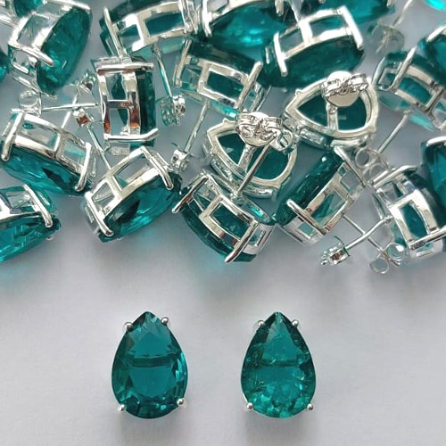BRINCO FOLHEADA A PRATA COM 50 MILÉSIMOS + VERNIZ DIAMOND - BRINCO DE PINO BASE ALTA FUSÃO VERDE 10X14MM (PRA333)(PAR) PRBR001139