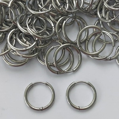 BRINCO EM AÇO INOXIDÁVEL - BRINCO ARGOLA DE PRESSÃO 14MM - (CX.120) COMPOSIÇÃO: AÇO INOXIDÁVEL - (AÇO2000) ACBR000396