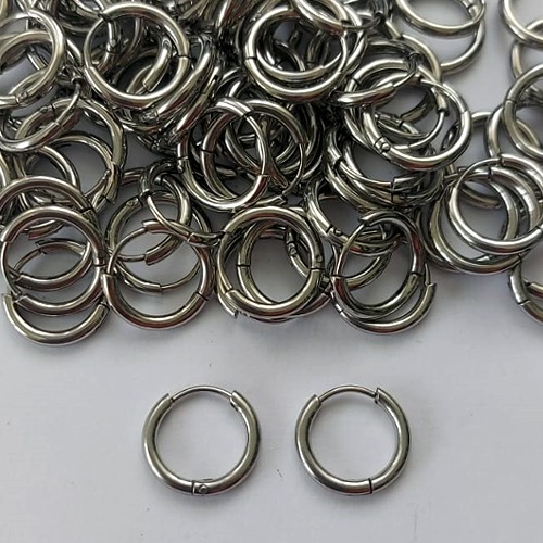 BRINCO EM AÇO INOXIDÁVEL - BRINCO ARGOLA DE PRESSÃO 10MM - COMPOSIÇÃO: AÇO INOXIDÁVEL - (AÇO2002) ACBR000394