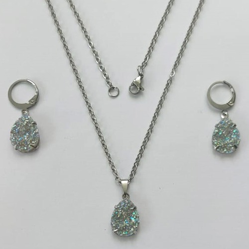 CONJUNTO EM AÇO INOXIDÁVEL -  CONJUNTO CORRENTE (03) 50CM E BRINCO ARGOLINHA DE PRESSÃO COM PINGENTE DRUSA CINZA 10X14- COMPOSIÇÃO: AÇO INOXIDÁVEL - (AÇO2017) ACCJ000102
