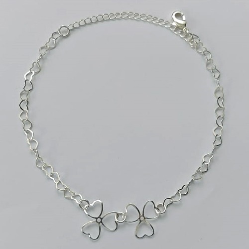 PULSEIRA FOLHEADA A PRATA COM 50 MILÉSIMOS + VERNIZ DIAMOND - PULSEIRA CORRENTE CORAÇÃO E CORAÇÕES VAZADOS - TAMANHO: 18CM E  FECHO LAGOSTA + EXTENSOR (PRA479) PRPS001162