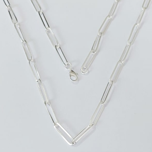 CORRENTE FOLHEADA A PRATA COM 50 MILÉSIMOS + VERNIZ DIAMOND - CORRENTE ESTILO CARTIER - LARGURA 6MM - TAMANHO: 70CM E FECHO LAGOSTA PRCR000020A