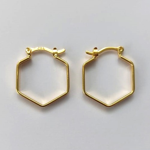 BRINCO FOLHEADO A OURO - BANHADO COM 5 MILÉSIMOS + VERNIZ DIAMOND - BRINCO DE PINO ARGOLA SEXTAVADO 18MM - (OURO574) OUBR000370