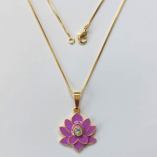 GARGANTILHA FOLHEADO A OURO - BANHADO COM 5 MILÉSIMOS + VERNIZ DIAMOND - PINGENTE DE FLOR RESINADO 20MM (OURO603) OUGG000143