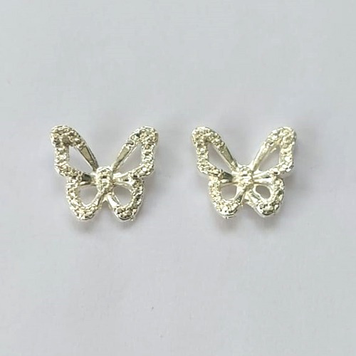 BRINCO FOLHEADO A PRATA COM 50 MILÉSIMOS + VERNIZ DIAMOND TAMANHO 10MM -BRINCO DE PINO- (PRA656) PRBR001350