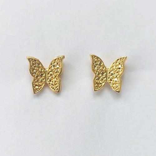 BRINCO FOLHEADO A OURO - BANHADO COM 5 MILÉSIMOS + VERNIZ DIAMOND - BRINCO DE PINO BORBOLETA 11MM - (OURO651) OUBR000387