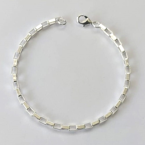 PULSEIRA FOLHEADA A PRATA COM 50 MILÉSIMOS + VERNIZ DIAMOND - PULSEIRA QUADRADINHA 3MM - TAMANHO: 20CM E FECHO LAGOSTA - (PRA708) PRPS001203
