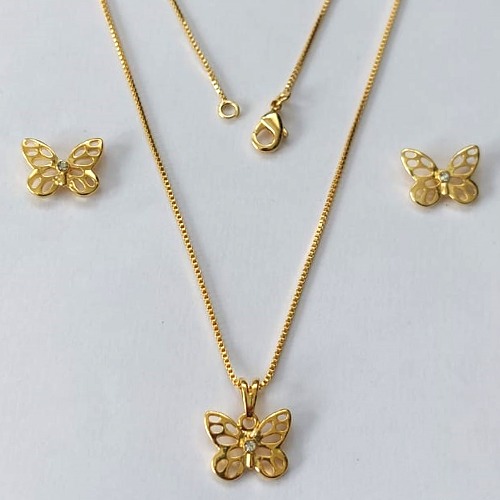 CONJUNTO FOLHEADO A OURO - BANHADO COM 5 MILÉSIMOS + VERNIZ DIAMOND -CONJUNTO COM CORRENTE VENEZIANA 45CM E PINGENTE BORBOLETA COM ZIRCÔNIA 10MM - - (OURO882) OUCJ000201