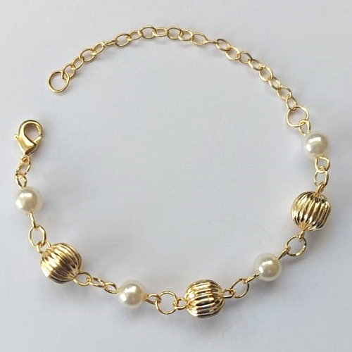 PULSEIRA FOLHEADA A OURO - BANHADO COM 5 MILÉSIMOS + VERNIZ DIAMOND - TAMANHO 18CM BOLINHAS DESENHADAS E PÉROLAS - (OURO905) OUPS0000105